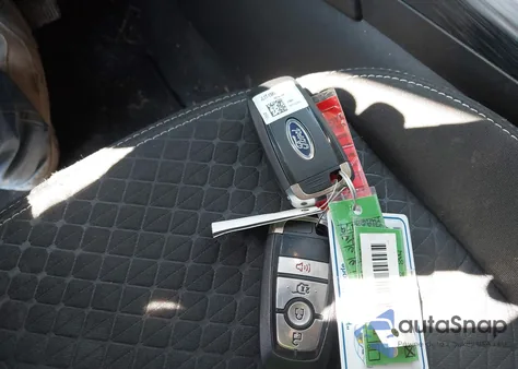 2023 Ford Escape Active z USA, uszkodzony, nr VIN 1FMCU0GN1PUA52979